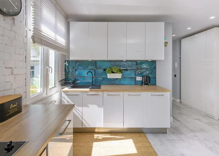 Majkowskiego Ii, Sun & Snow